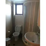 아파트 Nektarios 니키아나